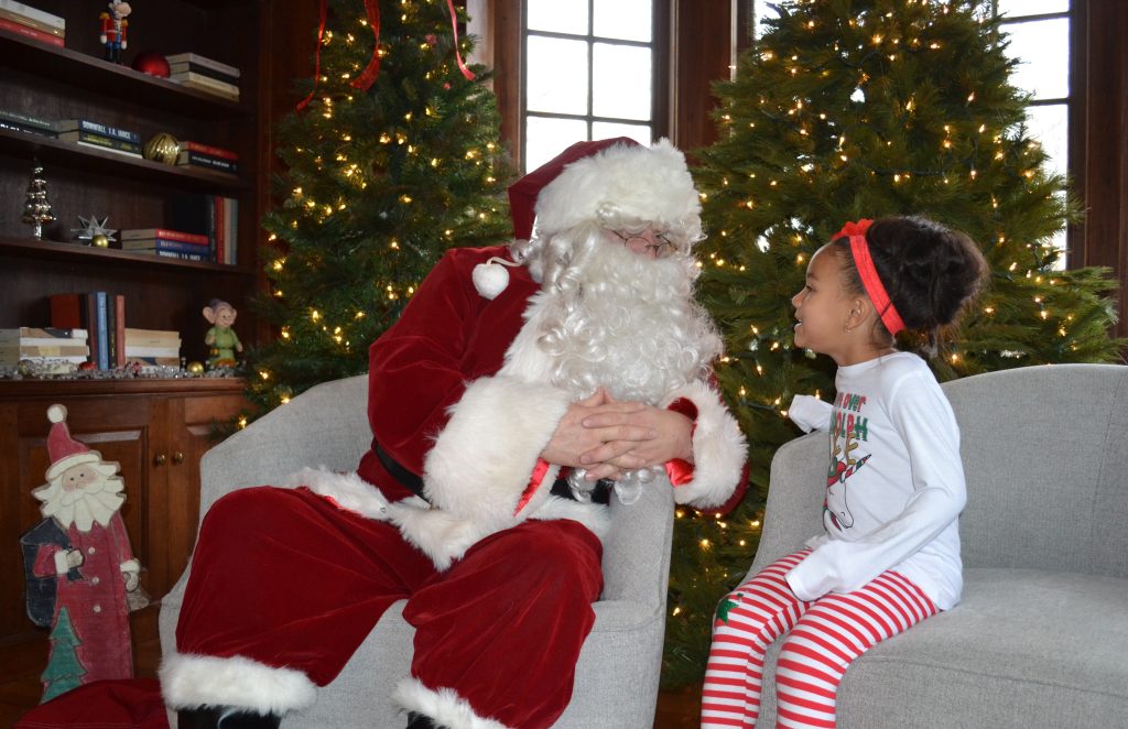 Santa and M+M