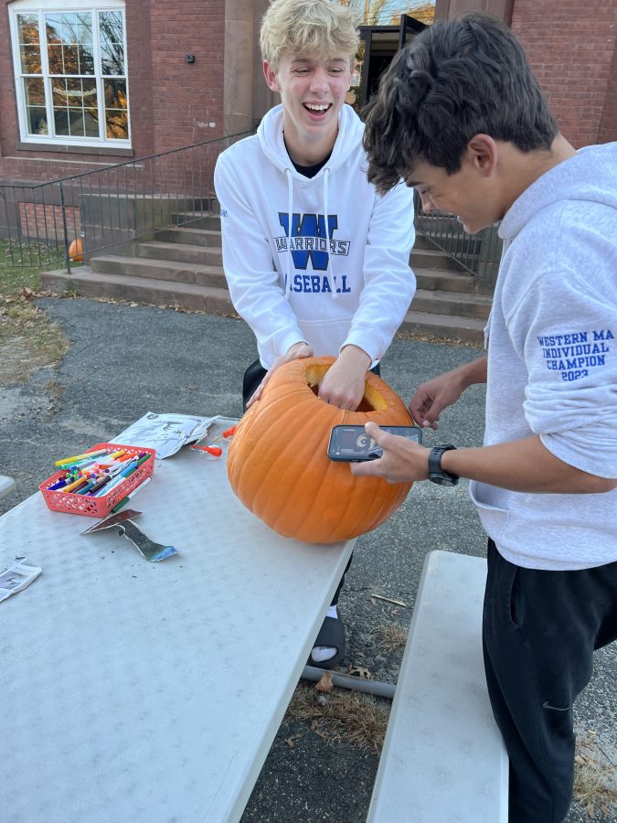 Teen Leaders Club Halloween1