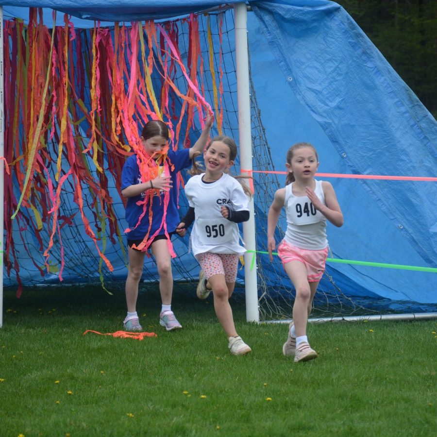 MayDay_RoadRace_ObsticlesandPopsicles_ThreeYouth_GirlsRunning_TunnelofFire_2025_8